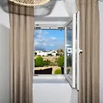 בית נופש Saint Alexander Mykonos