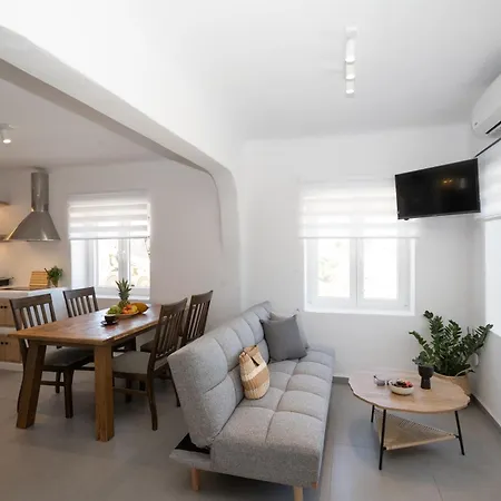 Saint Alexander Mykonos * Mykonos Town